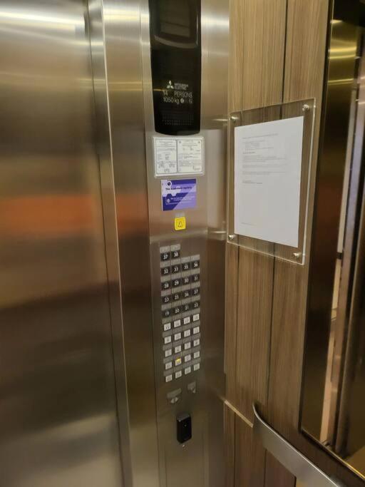 마닐라 Luxury @ Bgc Sleeps 6 Comfortably Fast Wifi Pool! 아파트 외부 사진