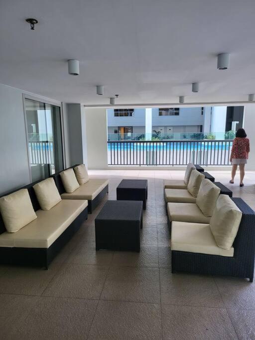 마닐라 Luxury @ Bgc Sleeps 6 Comfortably Fast Wifi Pool! 아파트 외부 사진