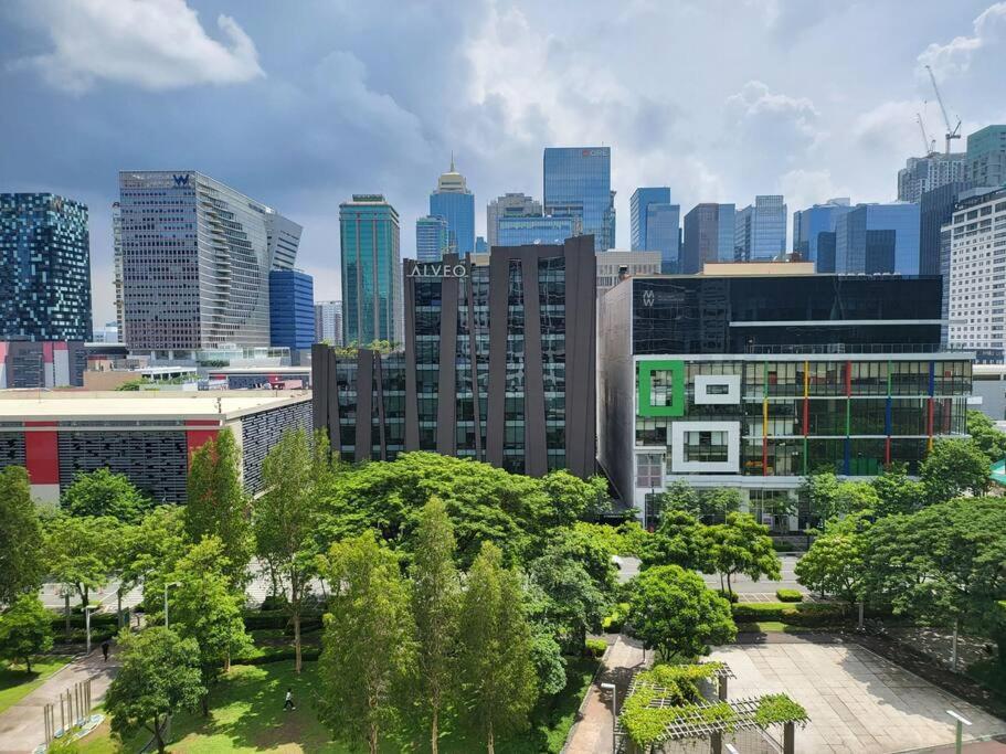 마닐라 Luxury @ Bgc Sleeps 6 Comfortably Fast Wifi Pool! 아파트 외부 사진