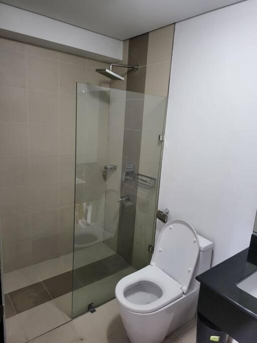 마닐라 Luxury @ Bgc Sleeps 6 Comfortably Fast Wifi Pool! 아파트 외부 사진